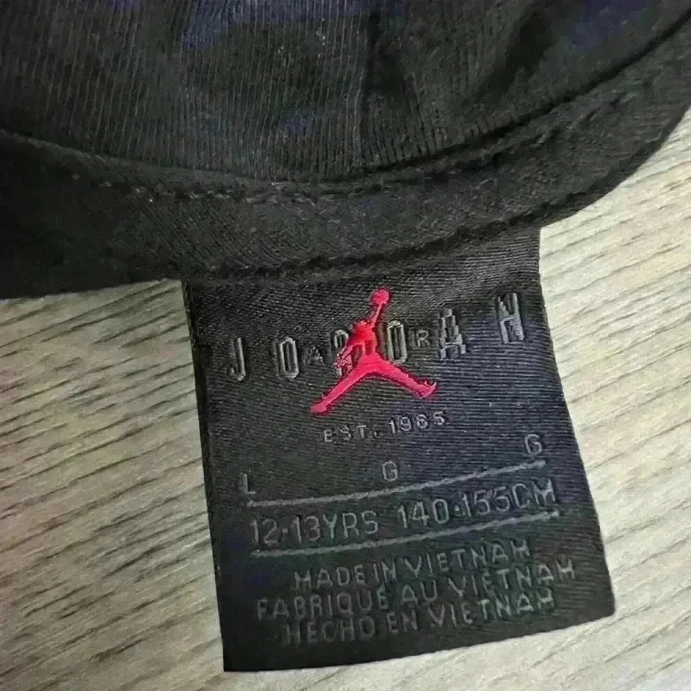 Jordan Black Jumpman Cropped Hoodie - Picture 4 of 4